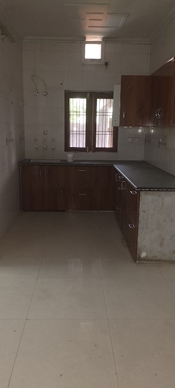 2 BHK Builder Floor For Rent in Indira Nagar Lucknow  7934687