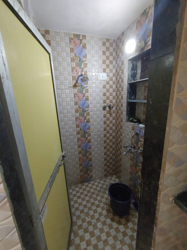 Bathroom, swapnapurti-chs-mankhurd 1 Bedroom 400 Sq.Ft. Apartment In Mankhurd Mumbai 7934738