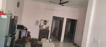 Team Area in 2 BHK Apartment at Sector 47 – for Rent