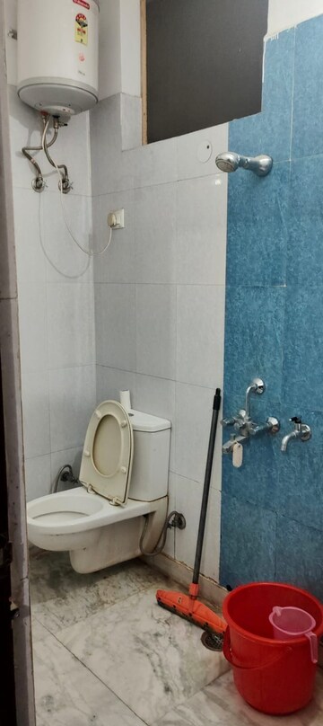 Bathroom in 2 BHK Apartment at Sector 47 – for Rent