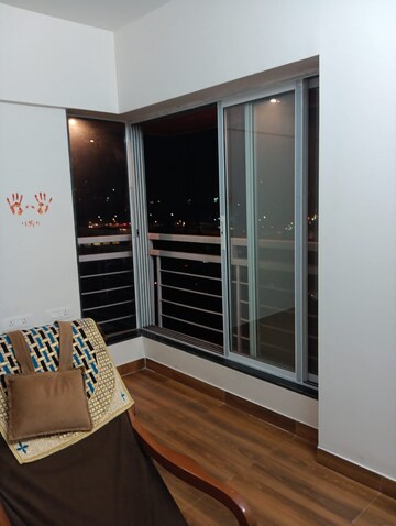 Room in 2 BHK Apartment at Tilak Nagar Building, Tilak Nagar – for Rent