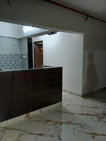 Room in 2 BHK Apartment at Tilak Nagar Building, Tilak Nagar – for Rent