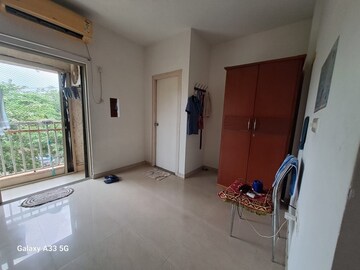 Room in 2 BHK Apartment at Lodha Casario Rilletta, Dombivli East – for Sale