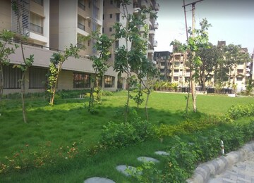 4 BHK Apartment – Garden View at B L Saha Road - for Sale