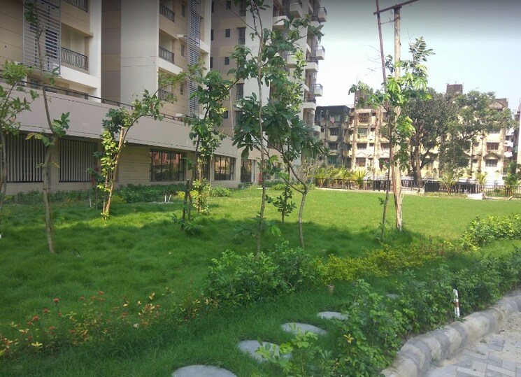 Garden, b l saha road 4 Bedroom 1840 Sq.Ft. Apartment In B L Saha Road Kolkata 7934820
