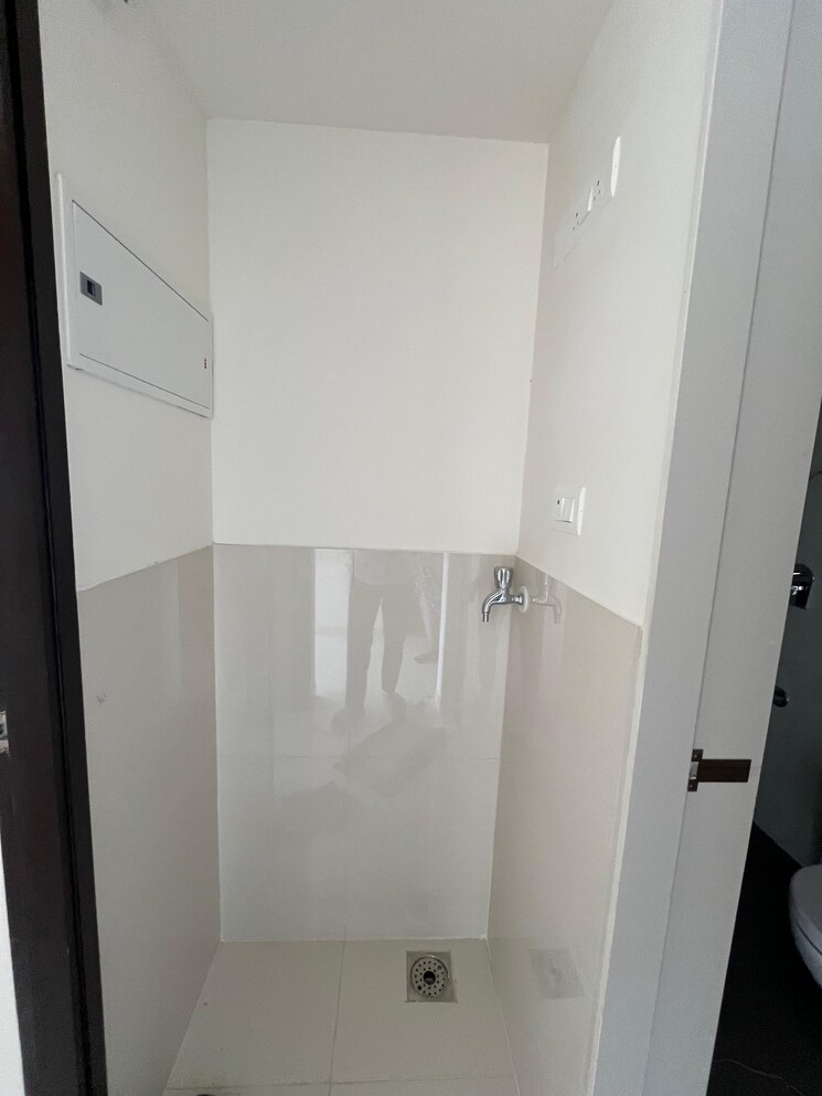 Bathroom, lodha-crown-quality-homes-dombivli 2 Bedroom 650 Sq.Ft. Apartment In Dombivli East Thane 7934829