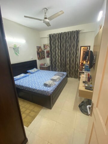Bedroom in 3.5 BHK Apartment at Karanvir Towers, Sector 52 – for Sale