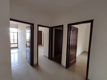 Room in 3 BHK Apartment at Vipul Lavanya, Sector 81 – for Rent