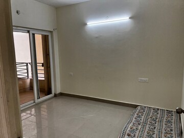 Room in 3 BHK Apartment at Pardos Okas Enclave, Sushant Golf City – for Rent