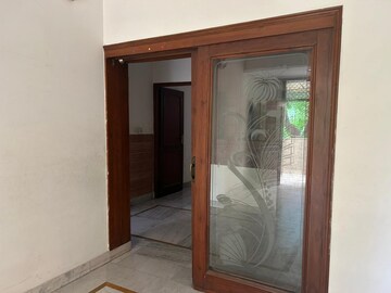 Master Bedroom in 2 BHK Apartment at Sector 22 Dwarka – for Rent