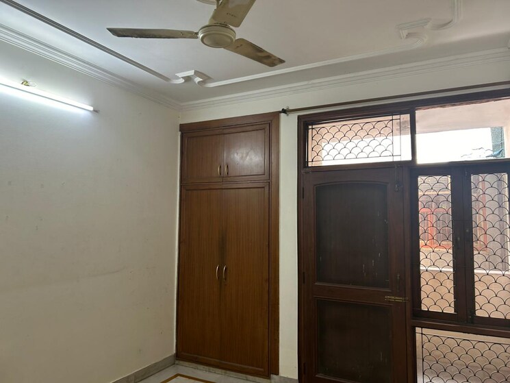 Room, sector 22 dwarka 2 Bedroom 1200 Sq.Ft. Apartment In Sector 22 Dwarka Delhi 7934873