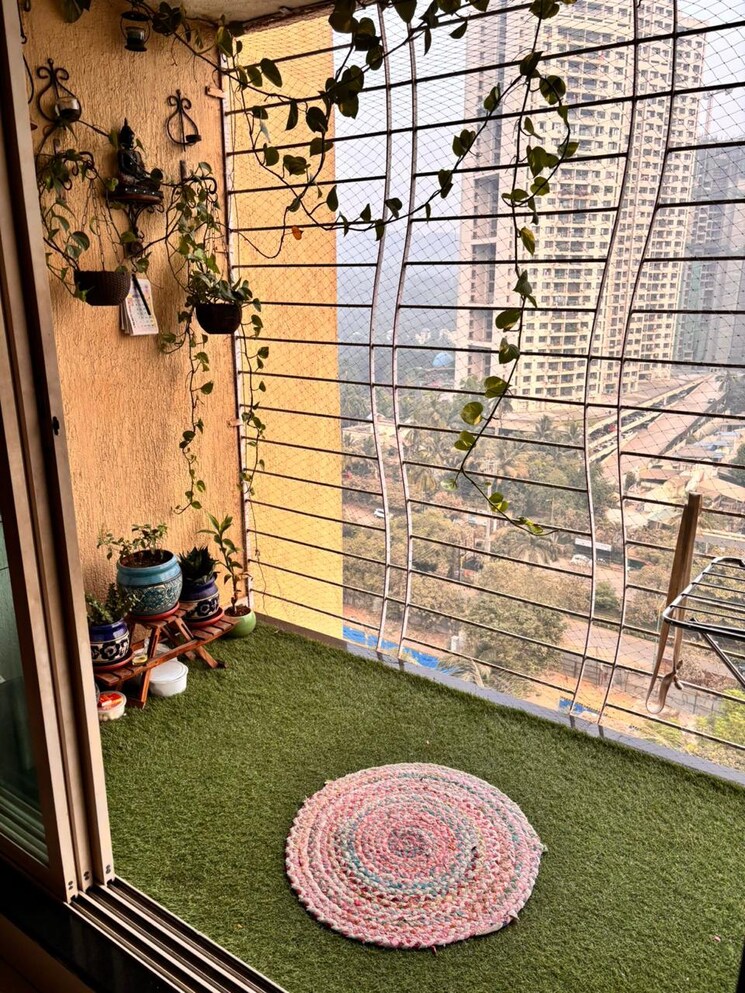 Balcony, manpada 2 Bedroom 835 Sq.Ft. Apartment In Manpada Thane 7934855