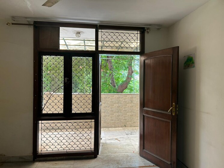 Room, sector 22 dwarka 2 Bedroom 1200 Sq.Ft. Apartment In Sector 22 Dwarka Delhi 7934873