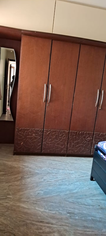 Furnished Amenities in 2 BHK Apartment at Varun Garden, Ghodbunder Road – for Rent