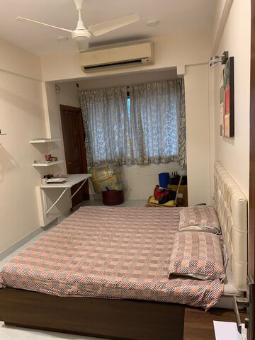 Bedroom in 3 BHK Apartment at Bal Govindas CHS, Matunga West – for Sale