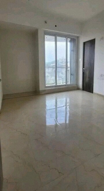 Room in 1 BHK Apartment at Swastik Residency 1, Ghodbunder Road – for Rent