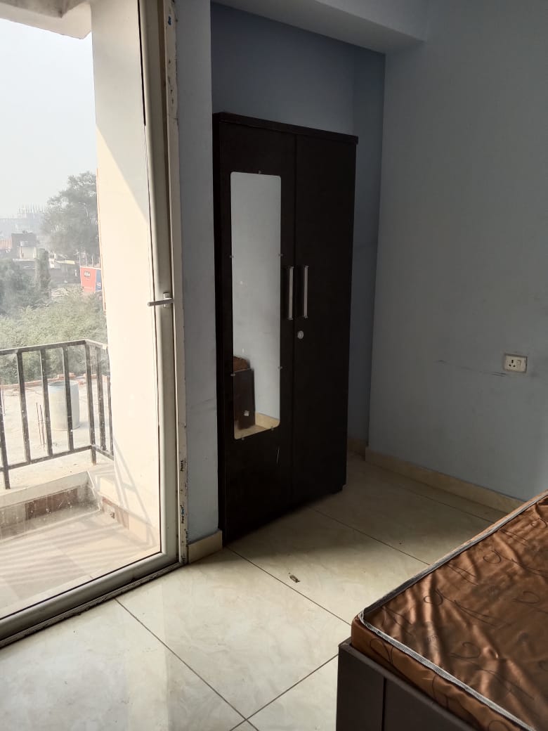 2 BHK Apartment For Sale in Magistic Apartment Near A