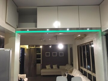 Team Area in 3 BHK Apartment at Safdarjang Enclave – for Sale