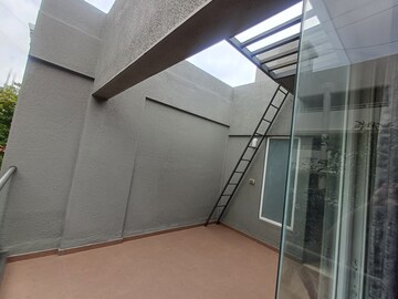 Staircase in 4 BHK Villa at Vaidehi Villas, Baner – for Rent
