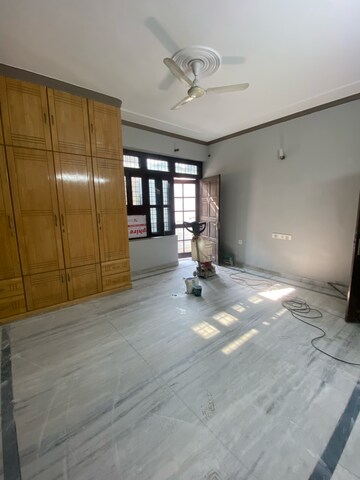 Room in 2 BHK Independent House at Ansal Plaza Sector-23, Palam Vihar – for Rent