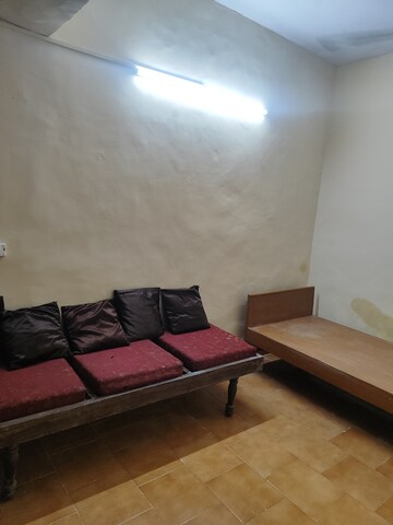 Bedroom in 1 RK Apartment at Sector 28 – for Rent