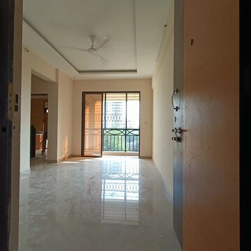 Room in 1 BHK Apartment at Mahaveer Heavens, Kalyan West – for Rent