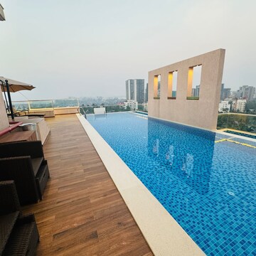 Swimming Pool in 3 BHK Apartment at Khar West – for Sale