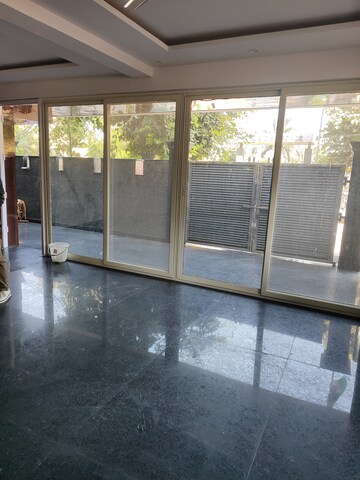 Master Bedroom in 2.5 BHK Independent House at RWA Apartments Sector 26, Sector 26 – for Rent