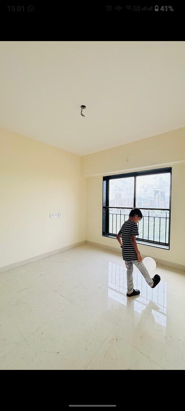 Room in 1 BHK Apartment at Truearth View, Vikhroli East – for Rent