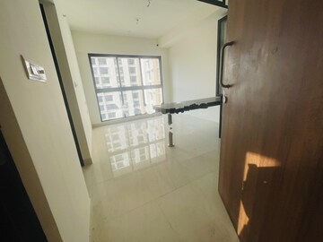 1 BHK Apartment For Rent in Lodha Crown Quality Homes, Majiwada