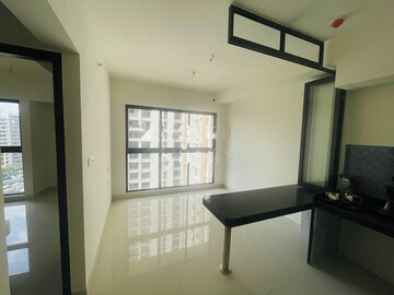 Room in 1 BHK Apartment at Lodha Crown Quality Homes, Majiwada – for Rent