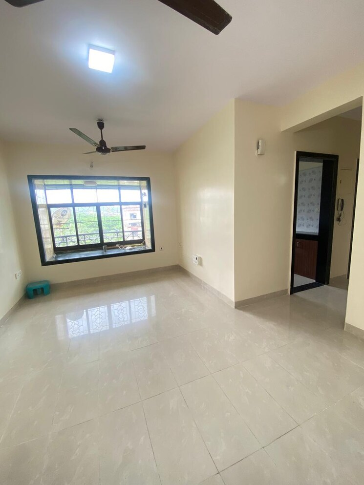 Room, green-hills 1 Bedroom 525 Sq.Ft. Apartment In Kandivali East Mumbai 7935779