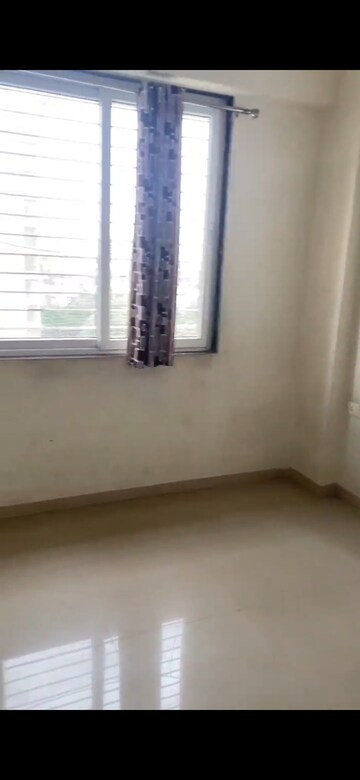 Room in 2 BHK Apartment at Avadh Enclave, Thaltej – for Rent