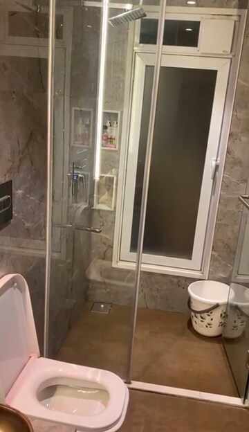 Bathroom in 4 BHK Apartment at Tharwani Heights, Sanpada – for Sale