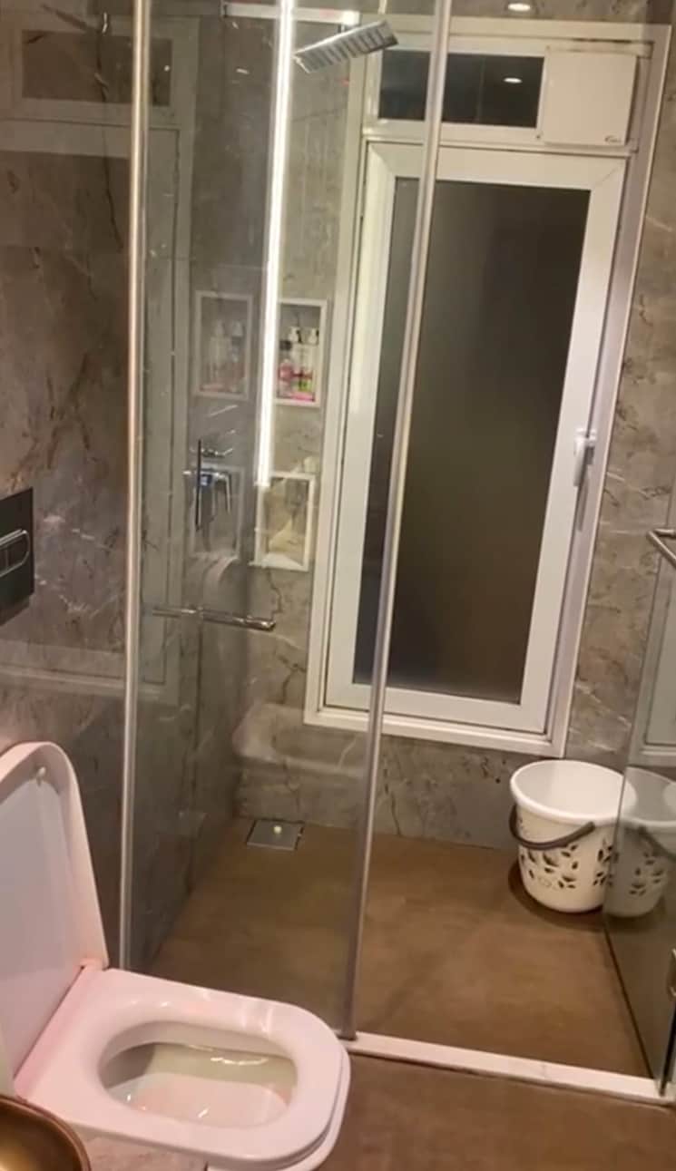 Bathroom, tharwani-heights 4 Bedroom 2000 Sq.Ft. Apartment In Sanpada Navi Mumbai 7935793