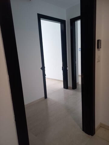 Room in 3 BHK Apartment at Oberoi Sky City, Borivali East – for Rent