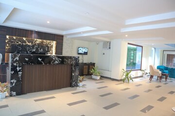 Living Room in 1 RK Apartment at Sector 40 – for Rent