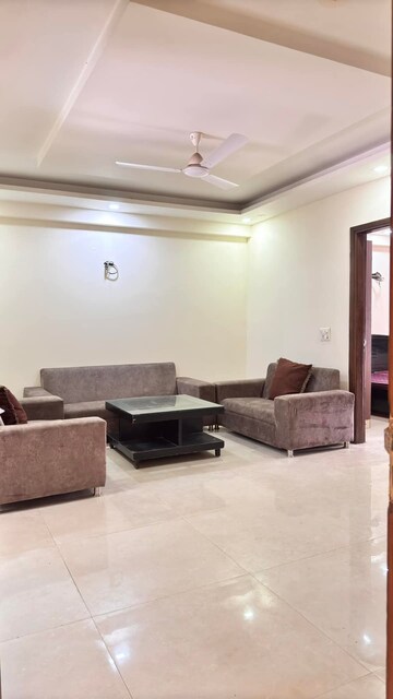 Living Room in 2.5 BHK Builder Floor at Sector 9a – for Rent