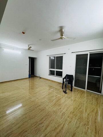 Room in 2 BHK Apartment at VTP Leonara, Mahalunge – for Rent