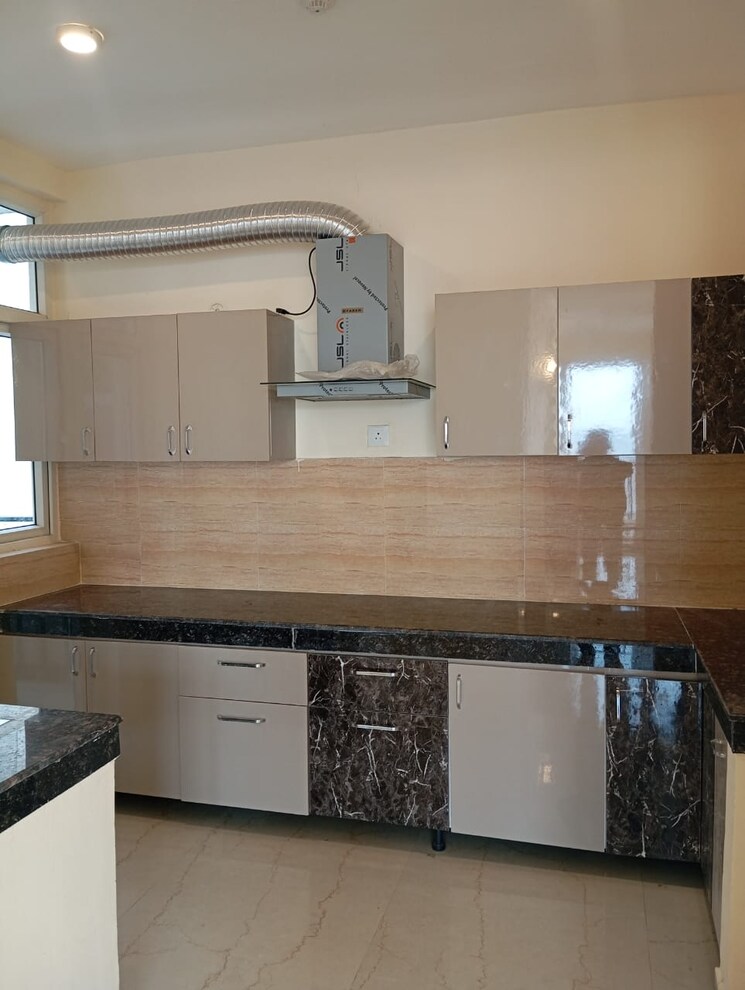 Kitchen, omaxe-the-palace 3 Bedroom 1650 Sq.Ft. Apartment In Gomti Nagar Lucknow 7936384