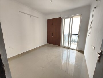 Room in 2 BHK Apartment at Amrapali Leisure Park, Amrapali Leisure Valley – for Sale