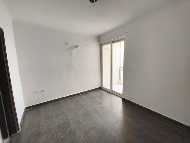 Room, amrapali-centurian-park 3 Bedroom 1400 Sq.Ft. Apartment In Tech Zone 4 Greater Noida Greater Noida 7936627