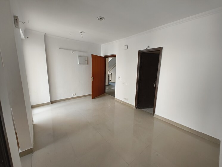 Room, amrapali-centurian-park 3 Bedroom 1400 Sq.Ft. Apartment In Tech Zone 4 Greater Noida Greater Noida 7936627