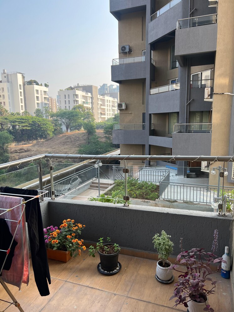 Balcony, godrej-skyline 4 Bedroom 2500 Sq.Ft. Apartment In Koregaon Park Pune 7936630