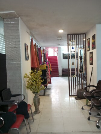 Commercial Showroom 200 Sq.Ft. For Rent in Freedom Fighters Enclave Delhi  7936546