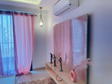 Bedroom in 3 BHK Apartment at Sector 57 – for Rent