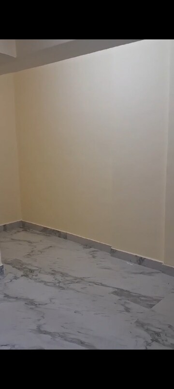 Room in 1 BHK Apartment at Kurla East – for Rent