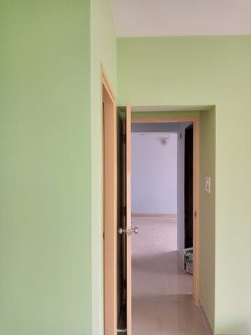 Furnished Amenities in 2 BHK Apartment at DB Realty Parkwoods, Kasarvadavali – for Rent