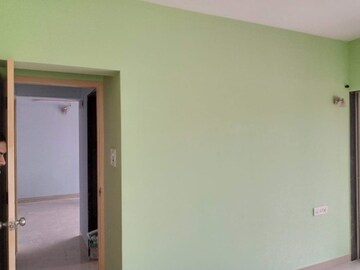 Room in 2 BHK Apartment at DB Realty Parkwoods, Kasarvadavali – for Rent