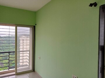 Room in 2 BHK Apartment at DB Realty Parkwoods, Kasarvadavali – for Rent